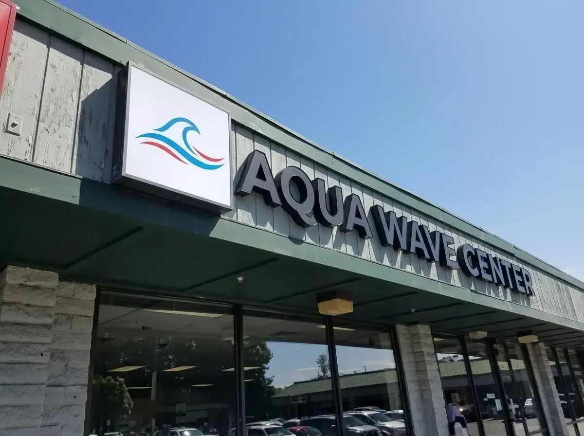 Fabricated Stainless Steel Letters 14 Front_Lit_Channel_Letters__Outdoor_Exterior_Storefront_Channel_Letters__Retail_Franchise_Retail_Stores_Boutiques__37