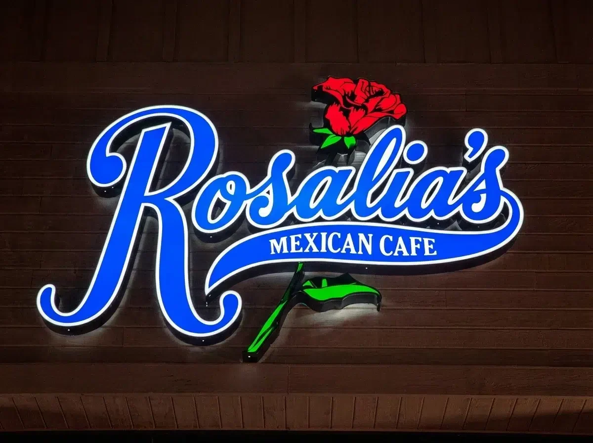 Front_Lit_Channel_Letters__Storefront_Channel_Letters__Restaurants_QSR__2