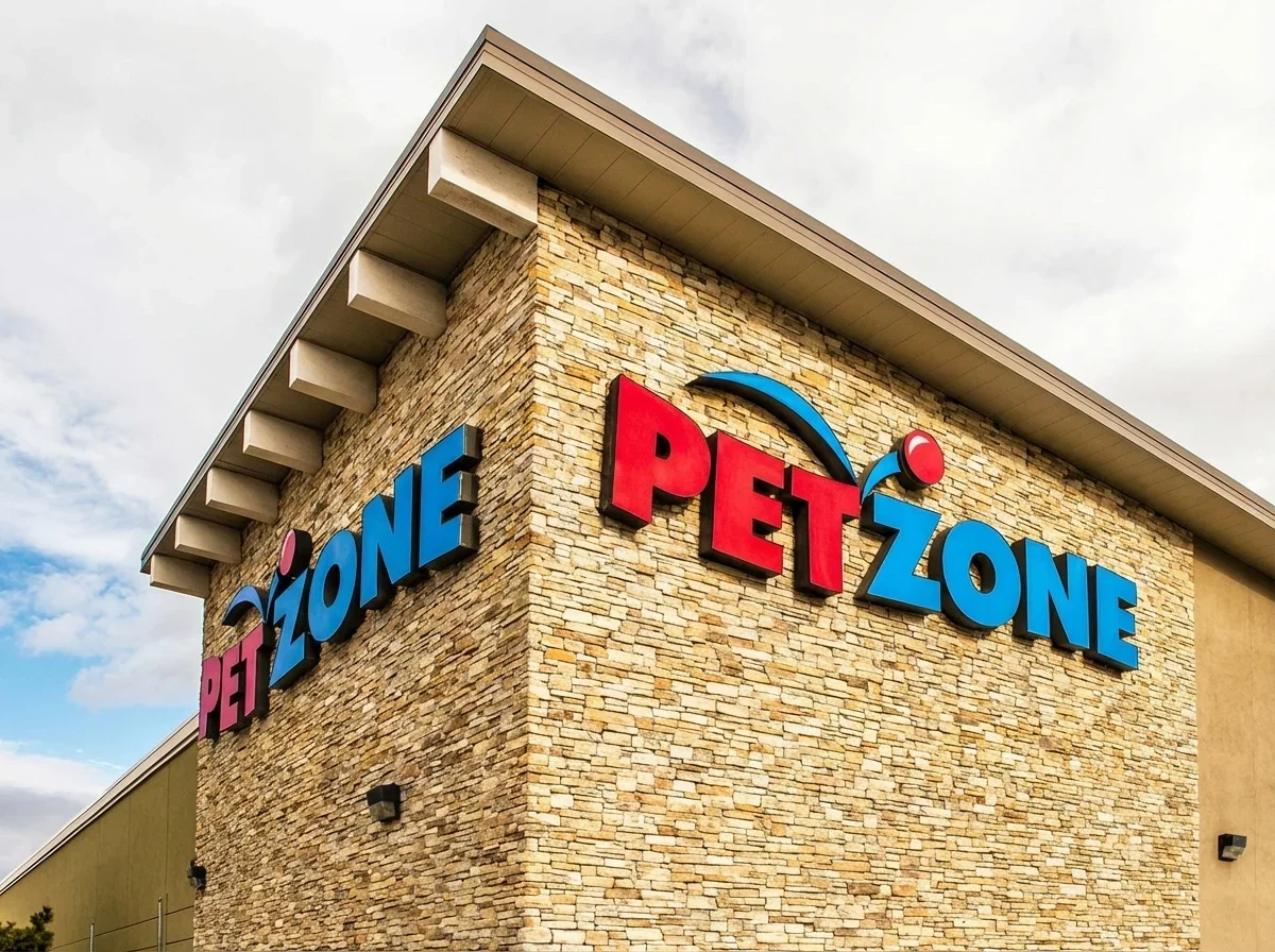Front_Lit_Channel_Letters__Storefront_Channel_Letters__Retail_Stores_Boutiques__77