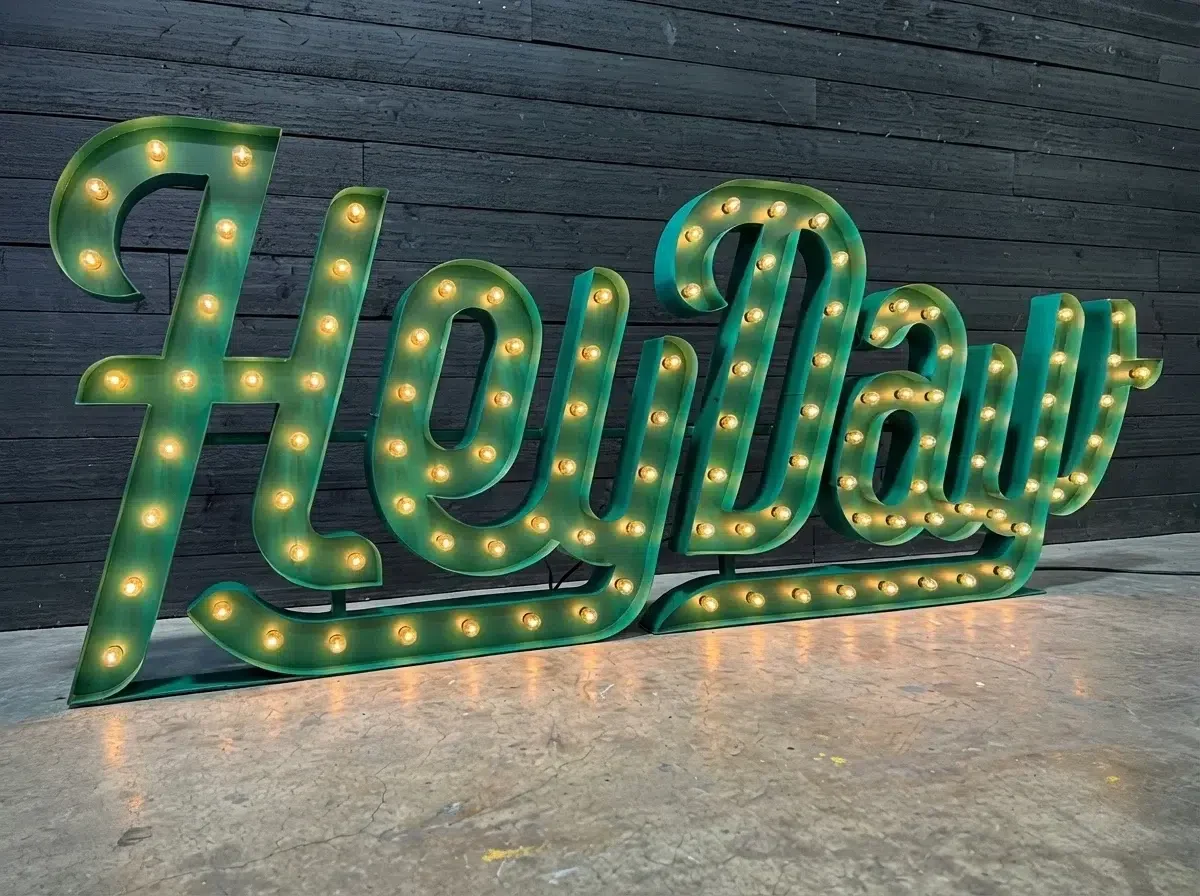Bar & Nightclub Decor