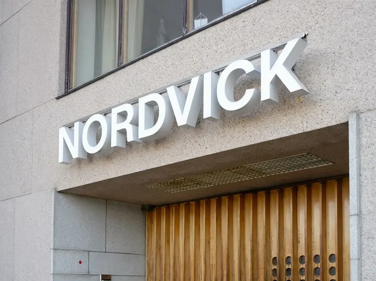 Stainless_Steel_Letters__Building_Wall_Signs__Corporate_Offices__75