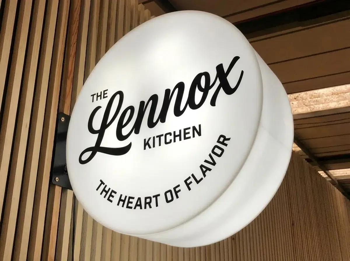 Vacuum_Formed_Light_Box__Outdoor_Exterior_Blade_Projecting_Signs__Retail_Franchise_Restaurants_QSR__64